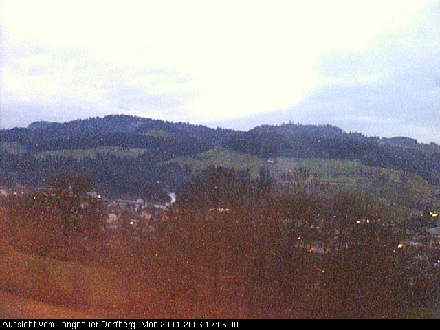 Webcam-Bild: Aussicht vom Dorfberg in Langnau 20061120-170500