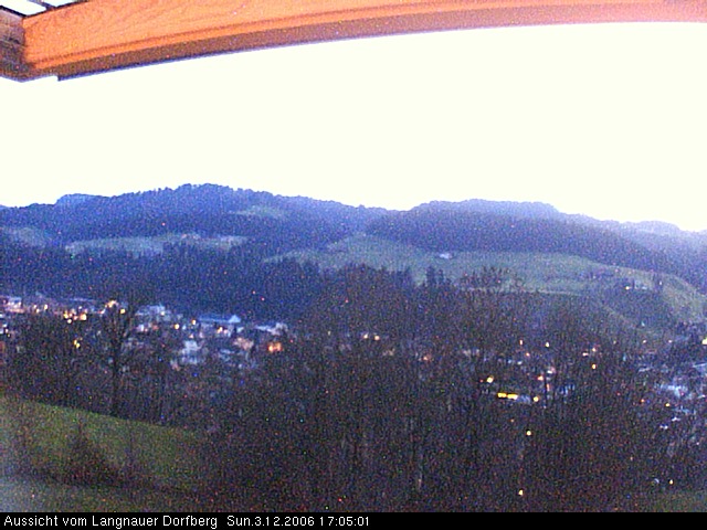 Webcam-Bild: Aussicht vom Dorfberg in Langnau 20061203-170500