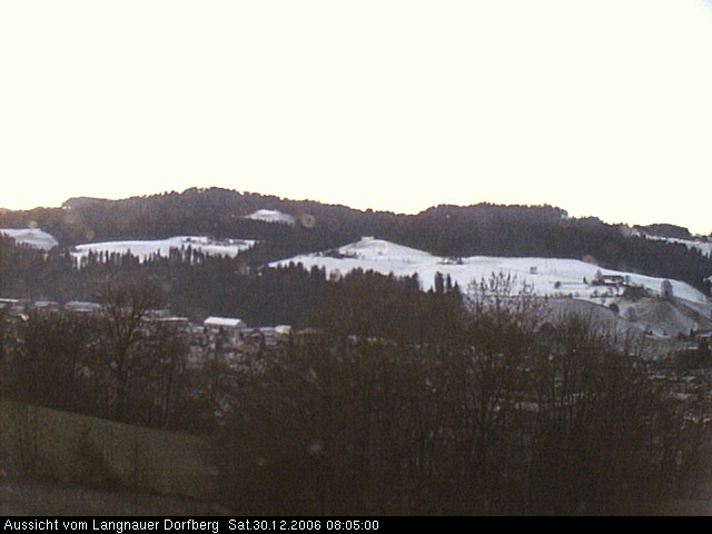 Webcam-Bild: Aussicht vom Dorfberg in Langnau 20061230-080500