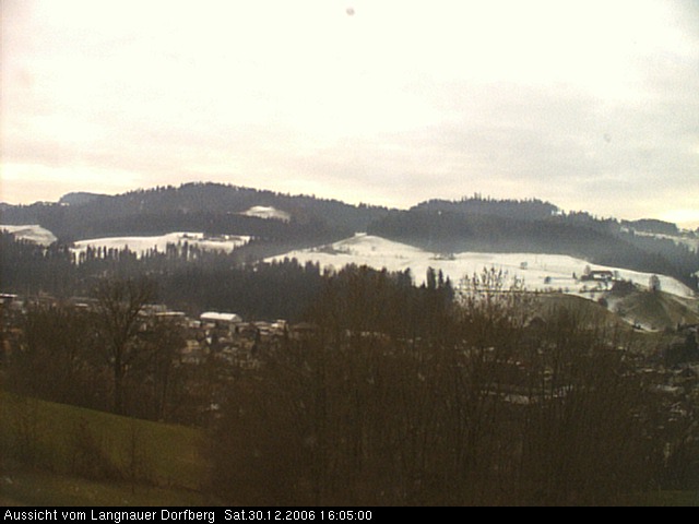 Webcam-Bild: Aussicht vom Dorfberg in Langnau 20061230-160500
