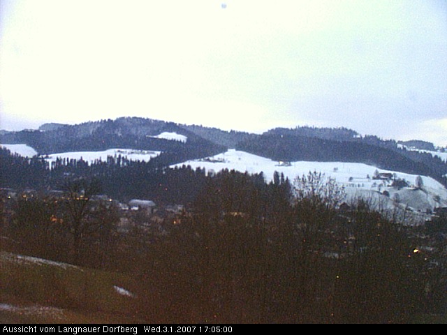 Webcam-Bild: Aussicht vom Dorfberg in Langnau 20070103-170500