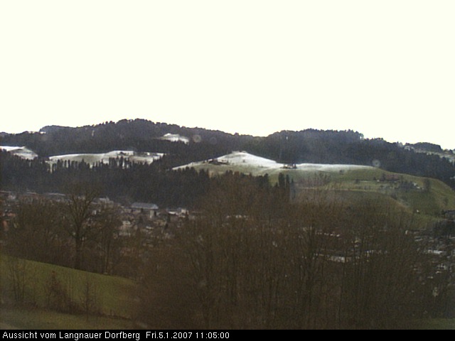 Webcam-Bild: Aussicht vom Dorfberg in Langnau 20070105-110500