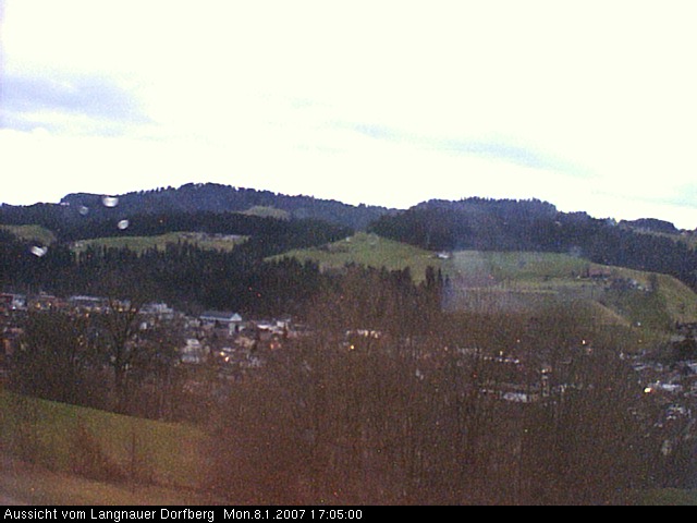 Webcam-Bild: Aussicht vom Dorfberg in Langnau 20070108-170500