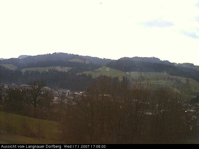 Webcam-Bild: Aussicht vom Dorfberg in Langnau 20070117-170500