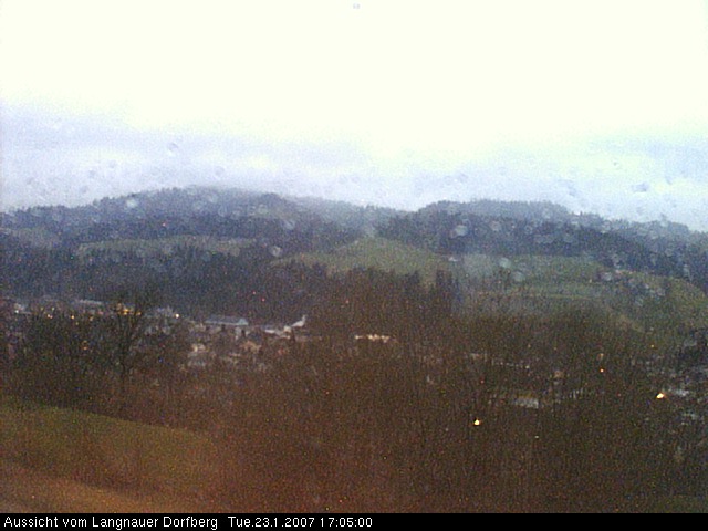 Webcam-Bild: Aussicht vom Dorfberg in Langnau 20070123-170500