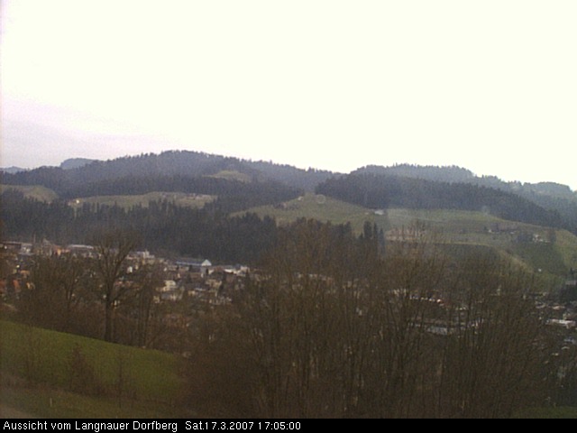 Webcam-Bild: Aussicht vom Dorfberg in Langnau 20070317-170500
