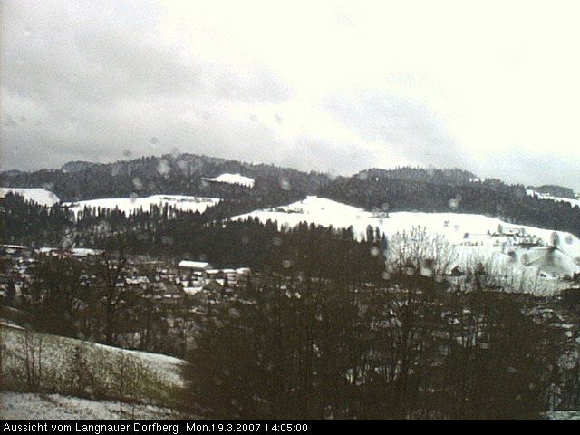 Webcam-Bild: Aussicht vom Dorfberg in Langnau 20070319-140500