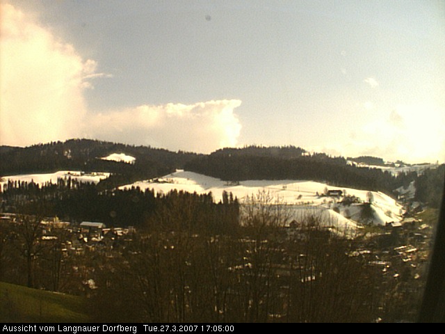 Webcam-Bild: Aussicht vom Dorfberg in Langnau 20070327-170500