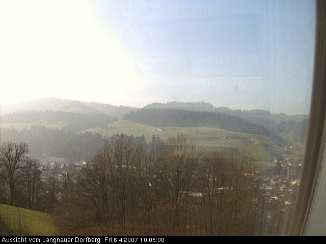 Webcam-Bild: Aussicht vom Dorfberg in Langnau 20070406-100500