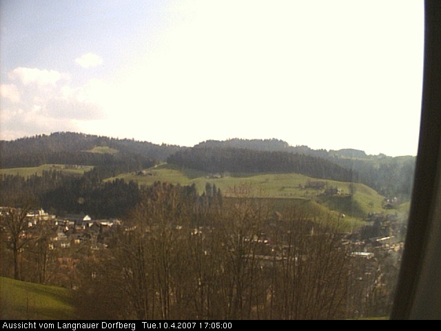 Webcam-Bild: Aussicht vom Dorfberg in Langnau 20070410-170500