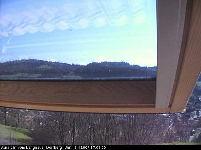 Webcam-Bild: Aussicht vom Dorfberg in Langnau 20070415-170500