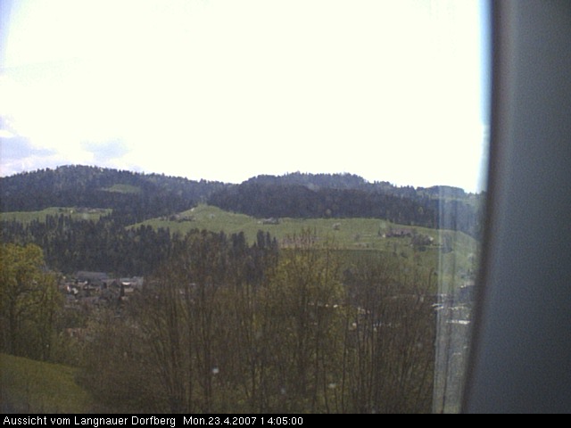 Webcam-Bild: Aussicht vom Dorfberg in Langnau 20070423-140500