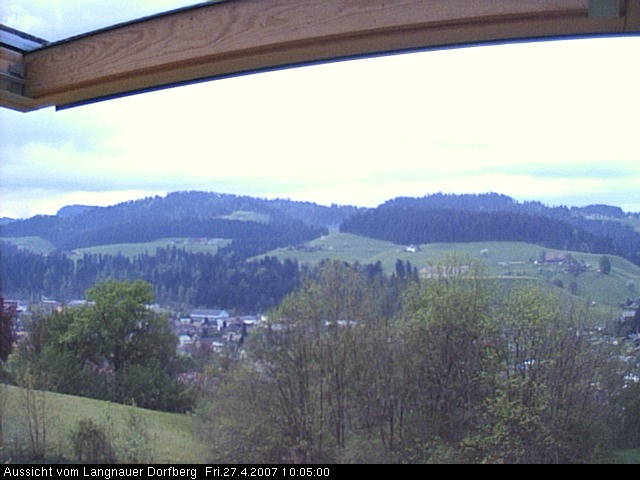 Webcam-Bild: Aussicht vom Dorfberg in Langnau 20070427-100500