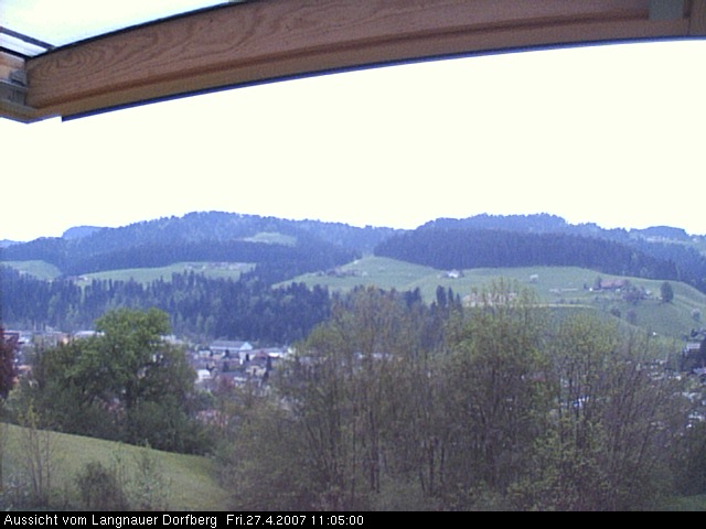 Webcam-Bild: Aussicht vom Dorfberg in Langnau 20070427-110500