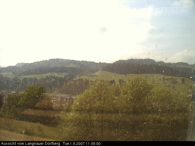 Webcam-Bild: Aussicht vom Dorfberg in Langnau 20070501-110500