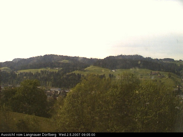 Webcam-Bild: Aussicht vom Dorfberg in Langnau 20070502-090500