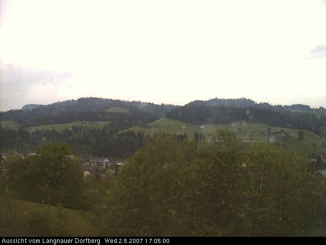 Webcam-Bild: Aussicht vom Dorfberg in Langnau 20070502-170500