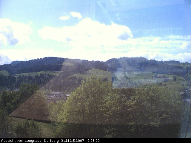 Webcam-Bild: Aussicht vom Dorfberg in Langnau 20070512-120500