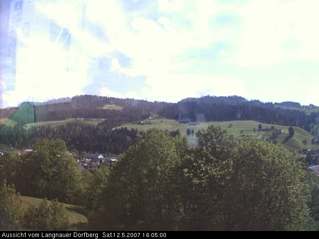 Webcam-Bild: Aussicht vom Dorfberg in Langnau 20070512-160500