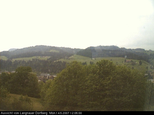 Webcam-Bild: Aussicht vom Dorfberg in Langnau 20070514-120500