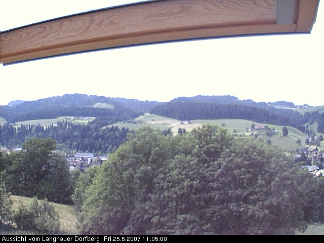 Webcam-Bild: Aussicht vom Dorfberg in Langnau 20070525-110500