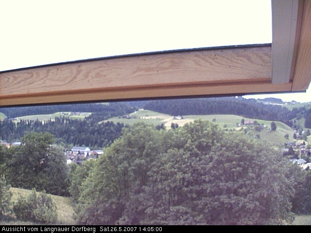 Webcam-Bild: Aussicht vom Dorfberg in Langnau 20070526-140500