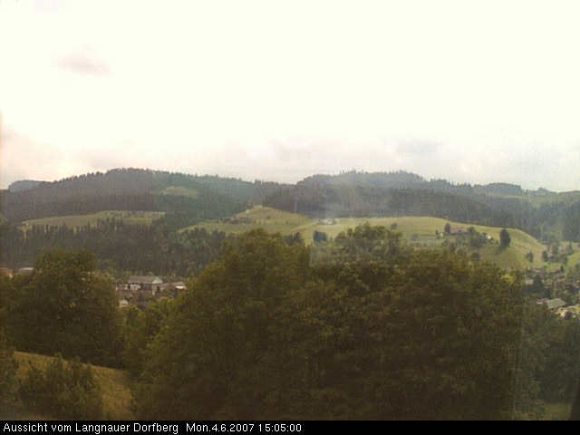 Webcam-Bild: Aussicht vom Dorfberg in Langnau 20070604-150500