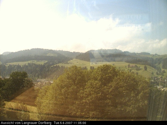 Webcam-Bild: Aussicht vom Dorfberg in Langnau 20070605-110500