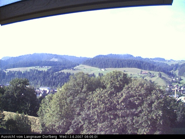 Webcam-Bild: Aussicht vom Dorfberg in Langnau 20070613-080500