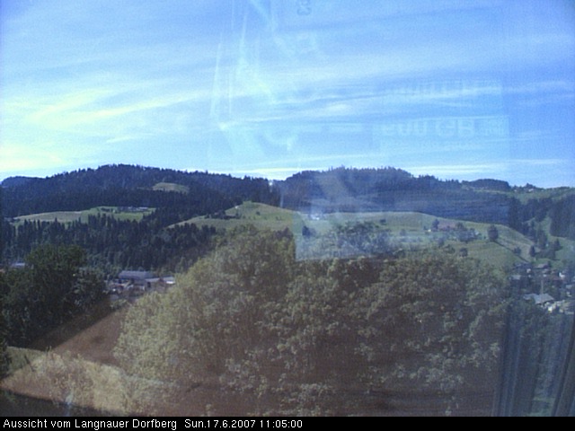 Webcam-Bild: Aussicht vom Dorfberg in Langnau 20070617-110500