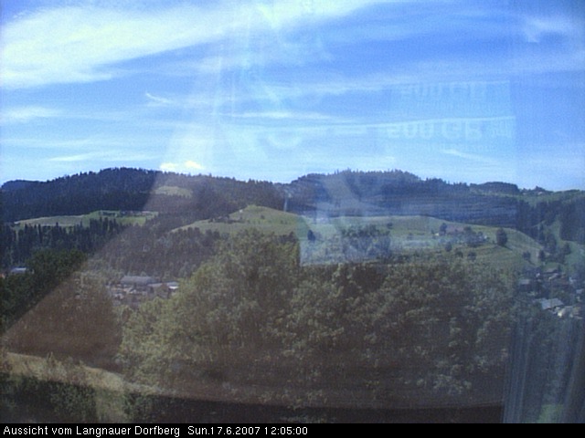Webcam-Bild: Aussicht vom Dorfberg in Langnau 20070617-120500