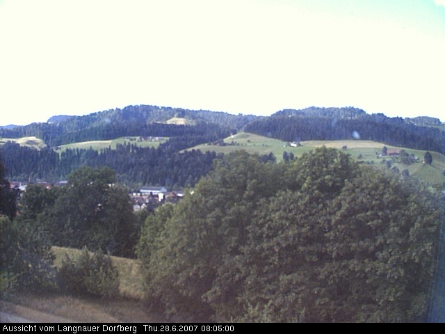Webcam-Bild: Aussicht vom Dorfberg in Langnau 20070628-080500