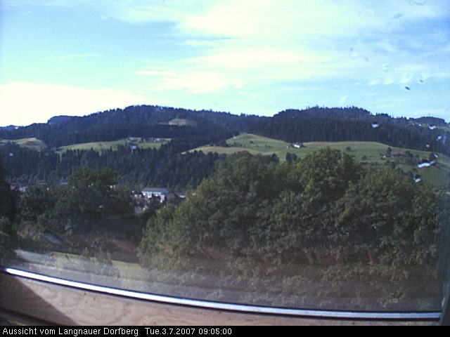 Webcam-Bild: Aussicht vom Dorfberg in Langnau 20070703-090500