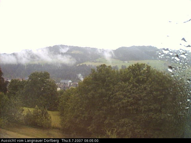 Webcam-Bild: Aussicht vom Dorfberg in Langnau 20070705-080500