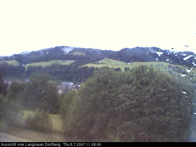 Webcam-Bild: Aussicht vom Dorfberg in Langnau 20070705-110500