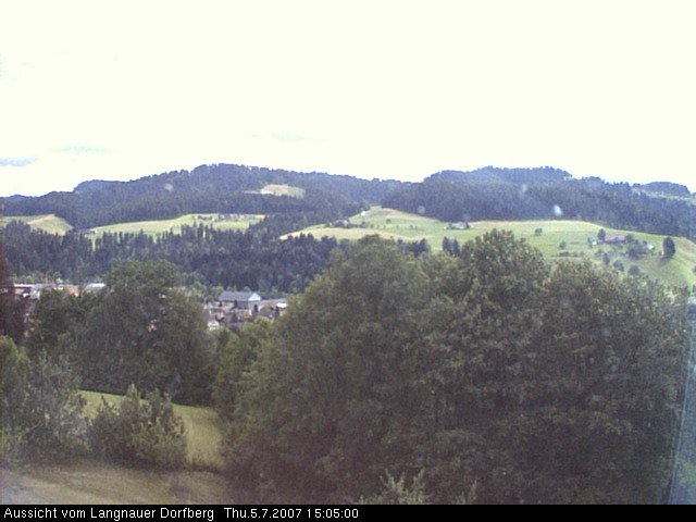 Webcam-Bild: Aussicht vom Dorfberg in Langnau 20070705-150500