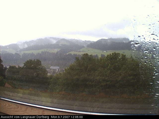 Webcam-Bild: Aussicht vom Dorfberg in Langnau 20070709-120500
