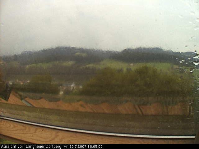 Webcam-Bild: Aussicht vom Dorfberg in Langnau 20070720-180500