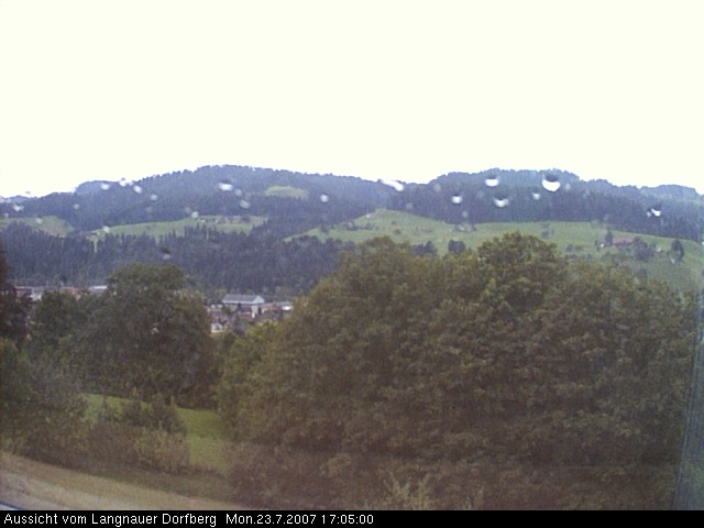 Webcam-Bild: Aussicht vom Dorfberg in Langnau 20070723-170500