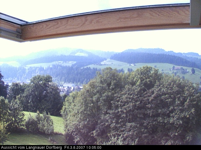 Webcam-Bild: Aussicht vom Dorfberg in Langnau 20070803-100500