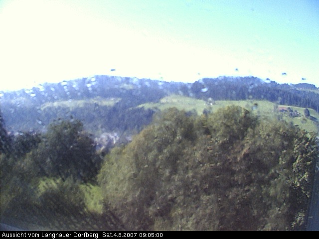 Webcam-Bild: Aussicht vom Dorfberg in Langnau 20070804-090500