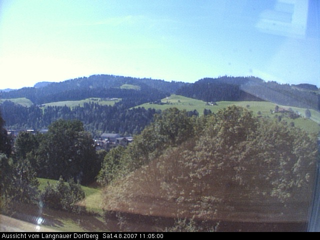 Webcam-Bild: Aussicht vom Dorfberg in Langnau 20070804-110500