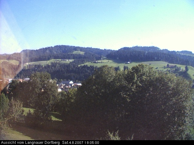 Webcam-Bild: Aussicht vom Dorfberg in Langnau 20070804-180500
