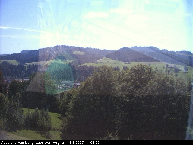 Webcam-Bild: Aussicht vom Dorfberg in Langnau 20070805-140500