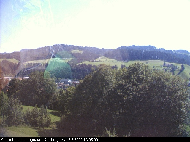 Webcam-Bild: Aussicht vom Dorfberg in Langnau 20070805-160500