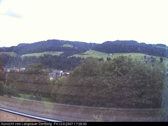 Webcam-Bild: Aussicht vom Dorfberg in Langnau 20070810-170500