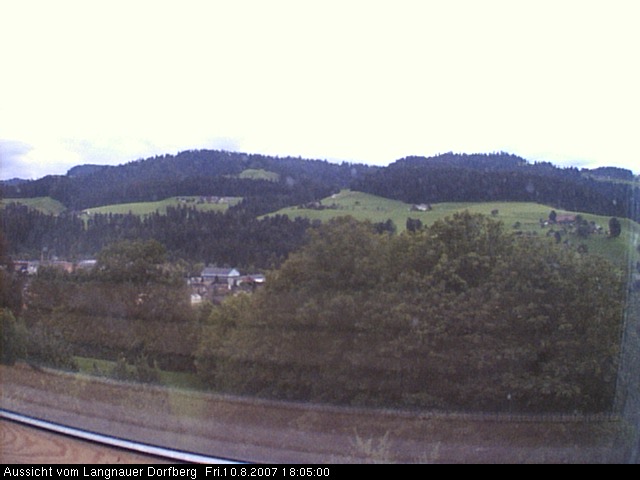 Webcam-Bild: Aussicht vom Dorfberg in Langnau 20070810-180500