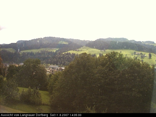 Webcam-Bild: Aussicht vom Dorfberg in Langnau 20070811-140500