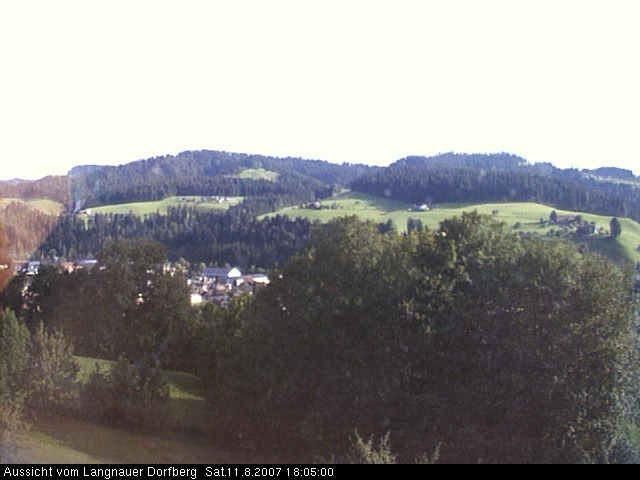 Webcam-Bild: Aussicht vom Dorfberg in Langnau 20070811-180500