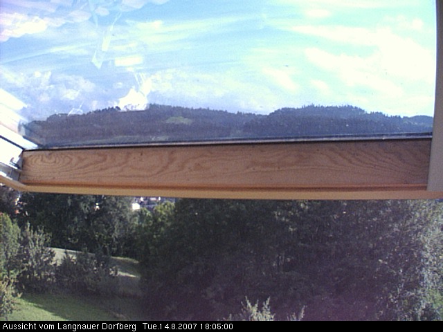 Webcam-Bild: Aussicht vom Dorfberg in Langnau 20070814-180500